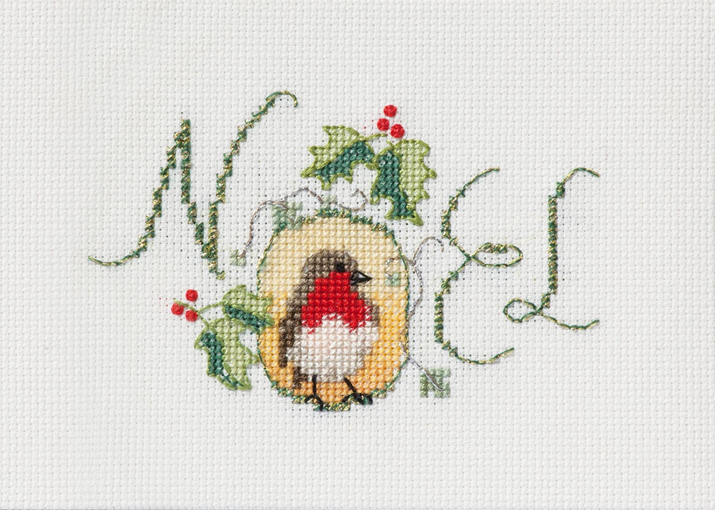 Noel Robin - Christmas Card - Derwentwater Designs Cross Stitch Kit DWCDX53