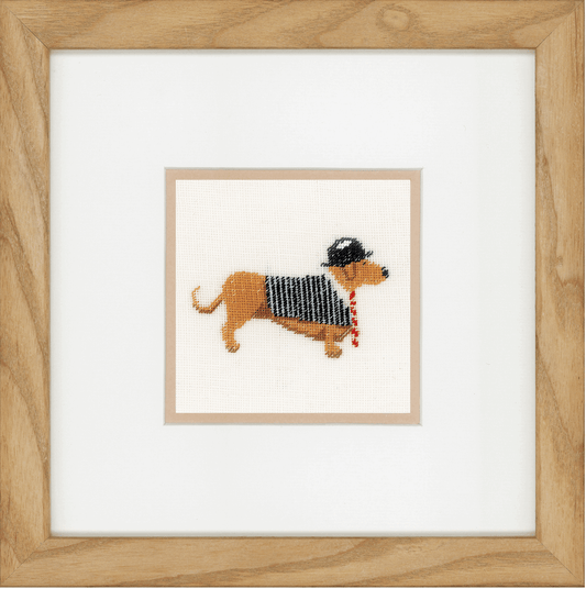 Dog in Bowler (Linen) - Lanarte Cross Stitch Kit PN-0148260