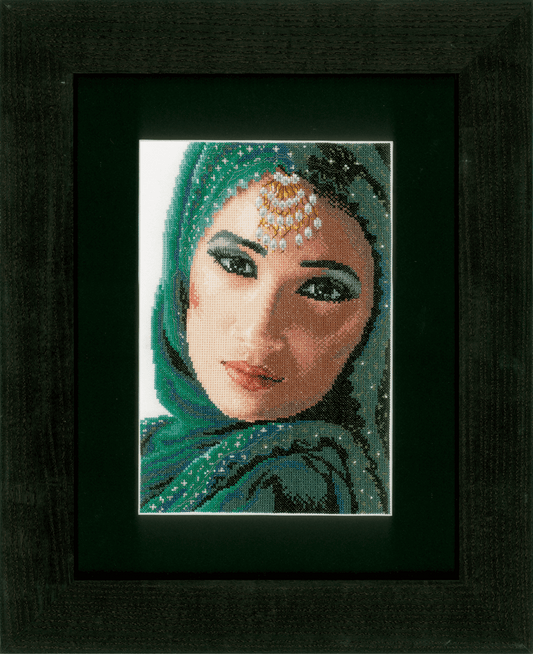 Eastern Beauty (Evenweave) - Lanarte Cross Stitch Kit PN-0149535