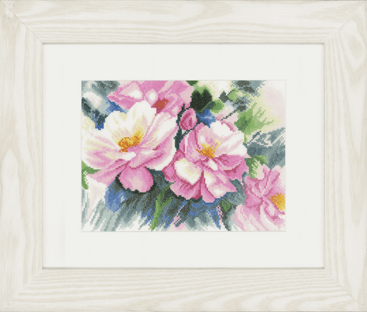 Beautiful Roses (Aida) - Lanarte Cross Stitch Kit PN-0150167