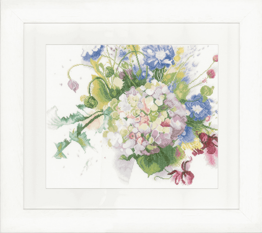 Hortensia (Linen) - Lanarte Cross Stitch Kit PN-0151018