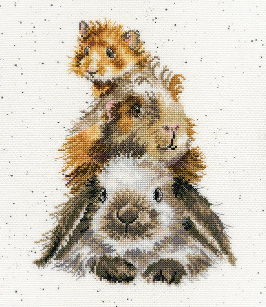 Piggy In The Middle  - Bothy Threads Cross Stitch Kit XHD65